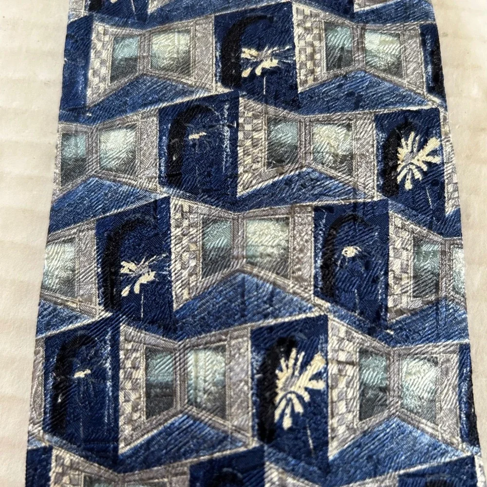 Ermenegildo Zegna Silk Tie Blue Silver Geometric Disegno Esclusivo Made in Italy